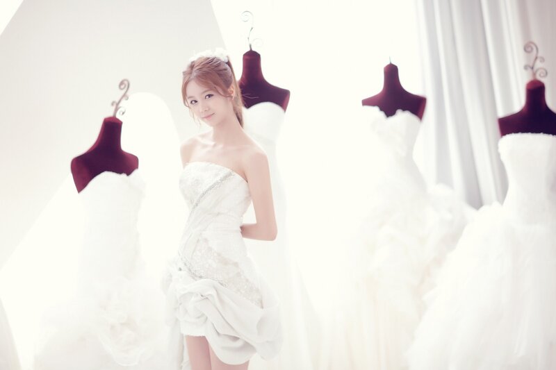woman in wedding dress