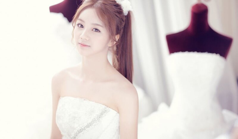 woman in wedding dress