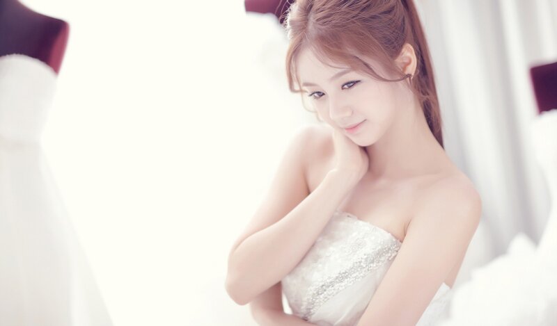 woman in wedding dress
