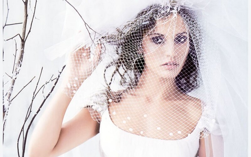 woman in wedding veil