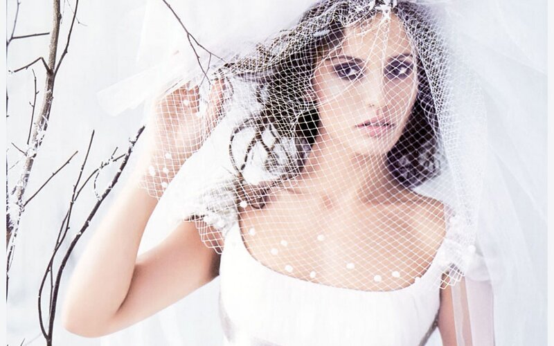 woman in wedding veil