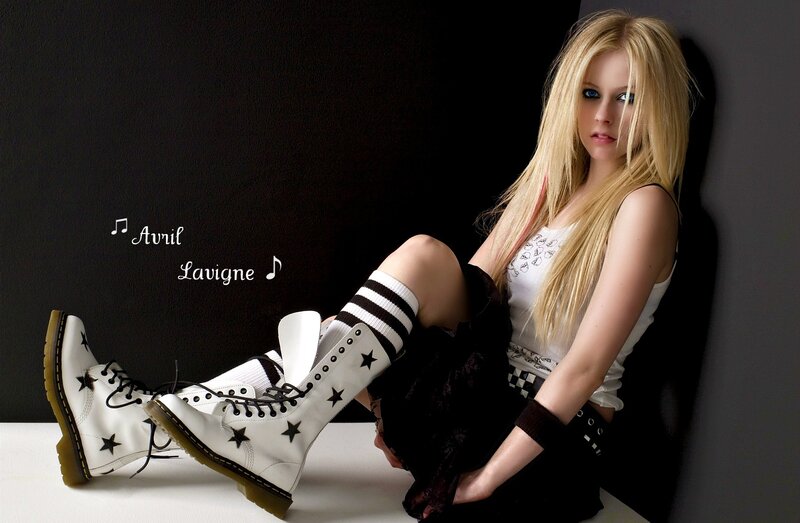 Woman in White Boots — Black