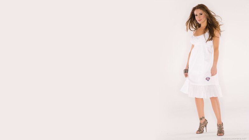 woman in white dress