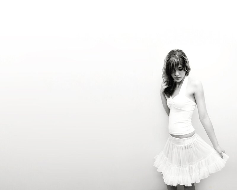 woman in white dress