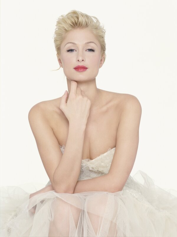woman in white dress