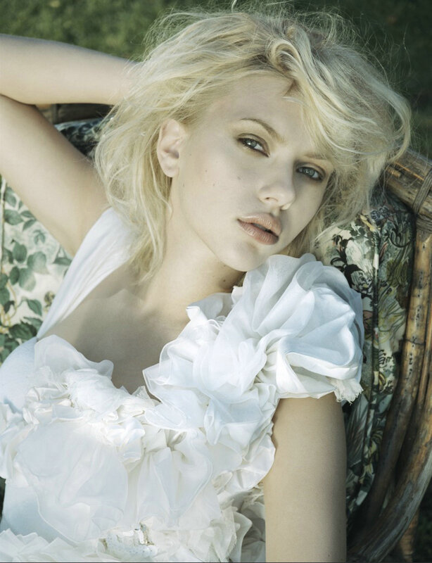 woman in white dress
