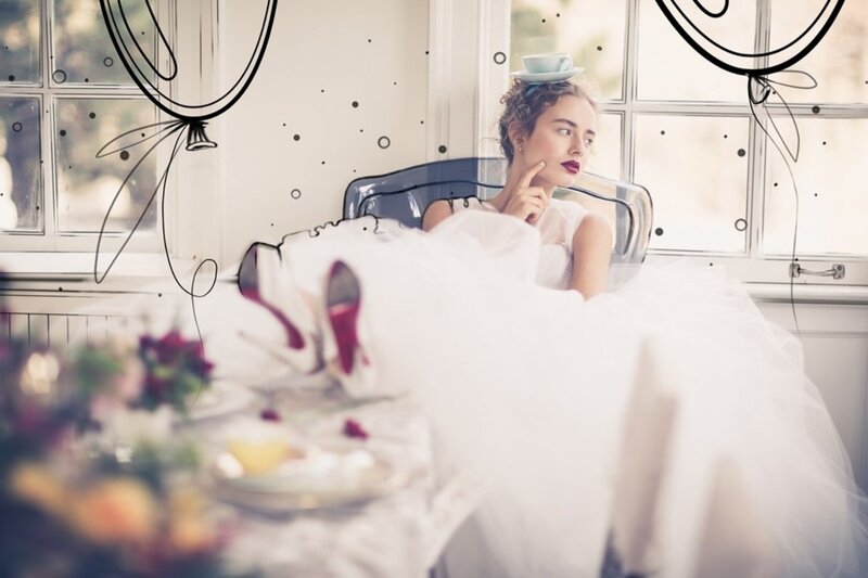 Woman in White Dress — Dreamy, Afternoon, Illustration