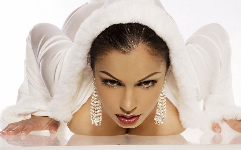 woman in white fur hood