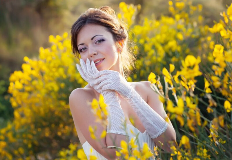 Woman in White Gloves — Yellow