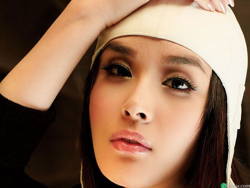 woman in white head covering