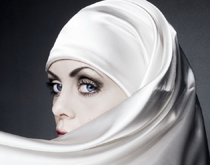 woman in white hijab