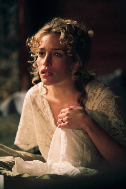 woman in white lace dress
