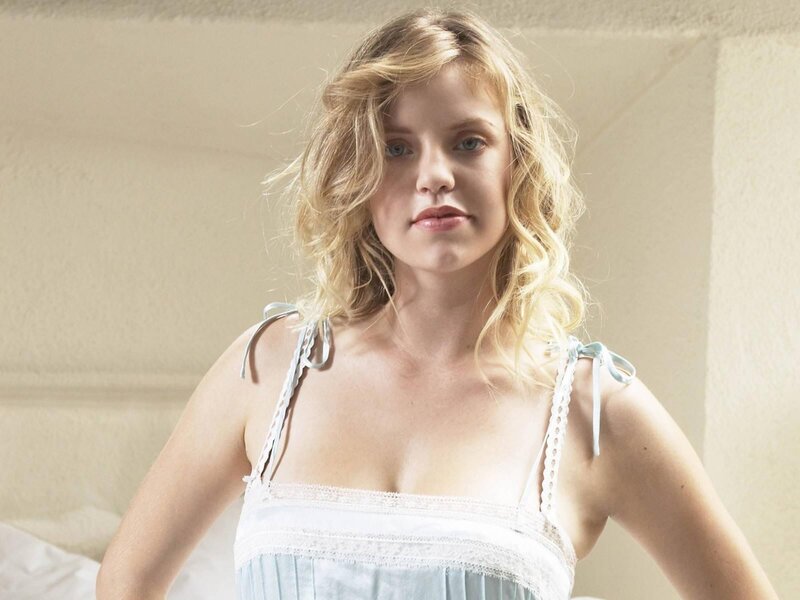 woman in white nightgown