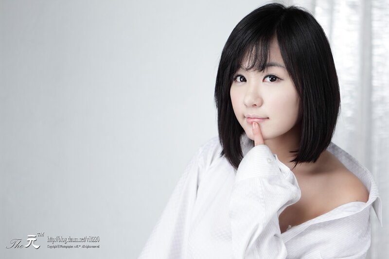 woman in white shirt