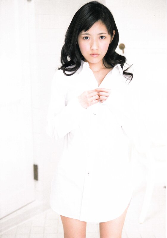 woman in white shirt