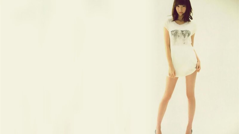 woman in white t-shirt dress