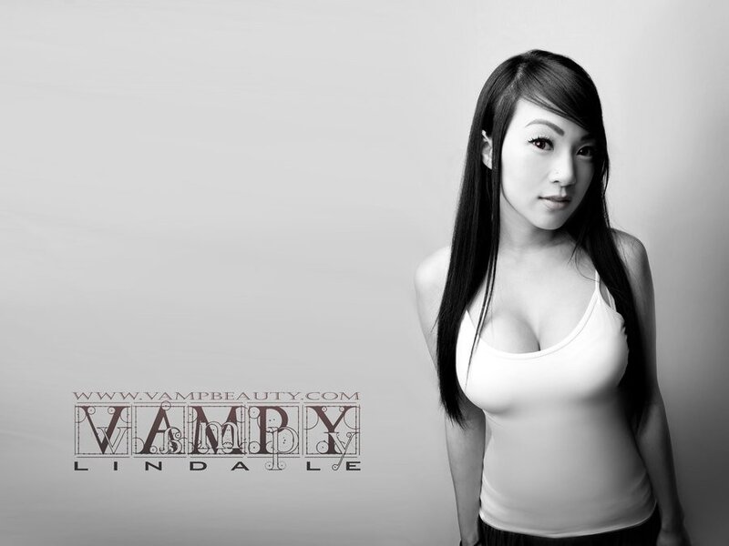 woman in white tank top