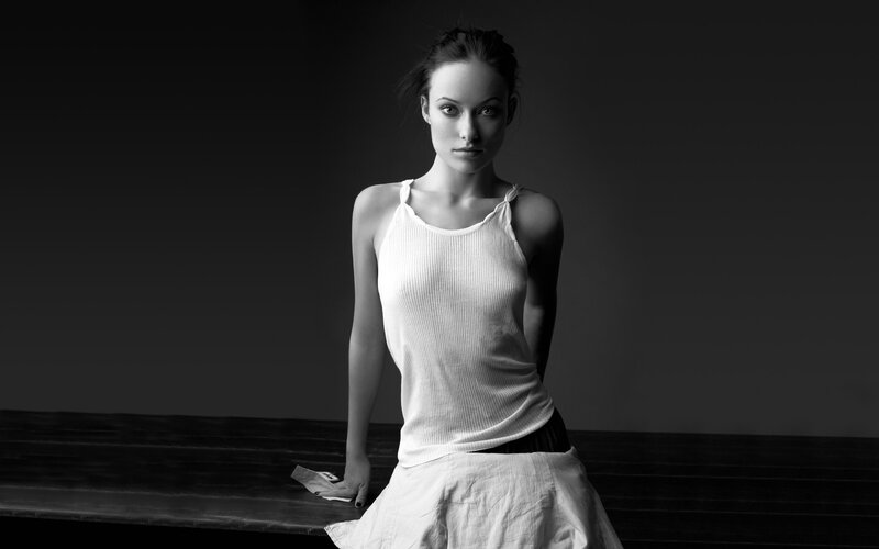 woman in white tank top
