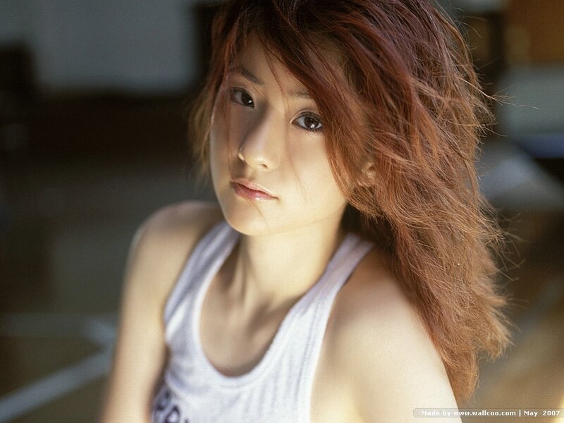 woman in white tank top