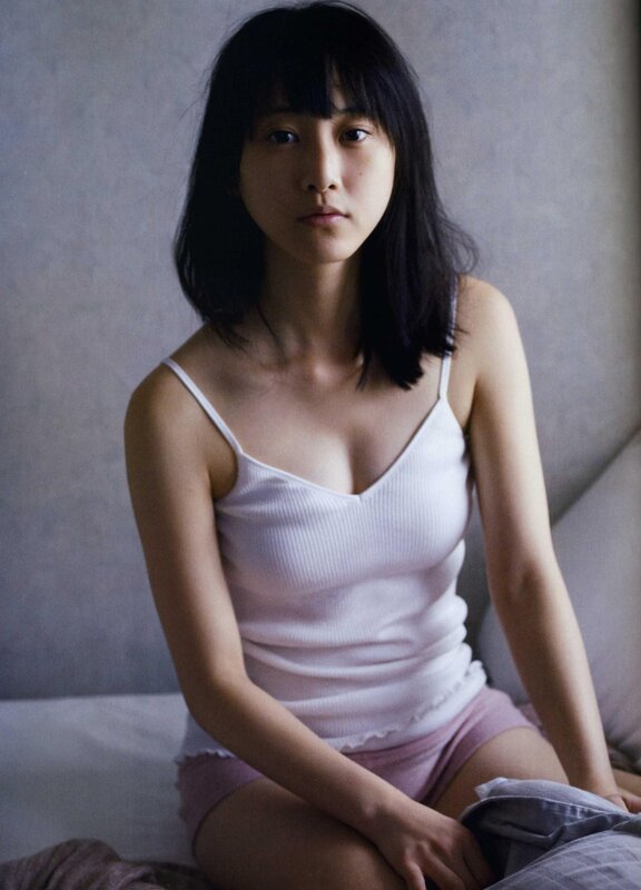 woman in white tank top