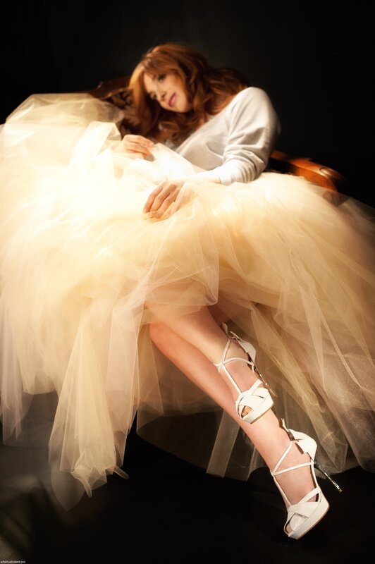 woman in white tulle dress