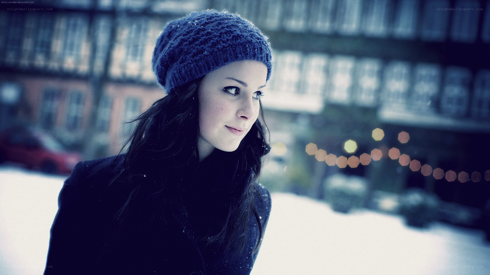 woman in winter hat