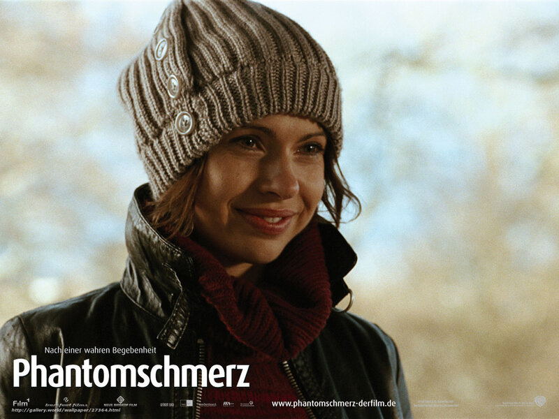 Woman in Winter Hat — Brown, Calm