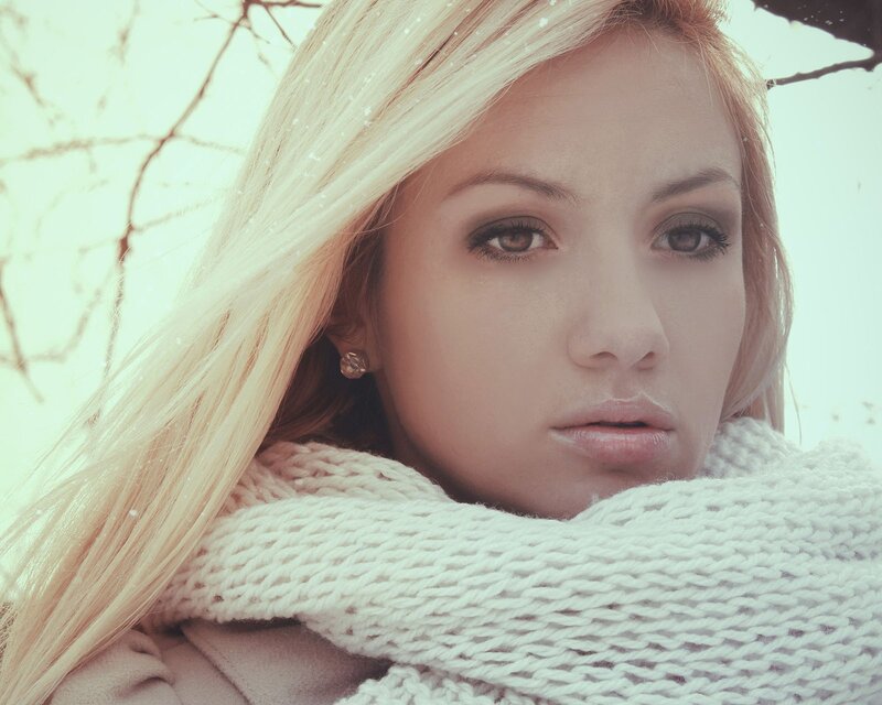woman in winter scarf