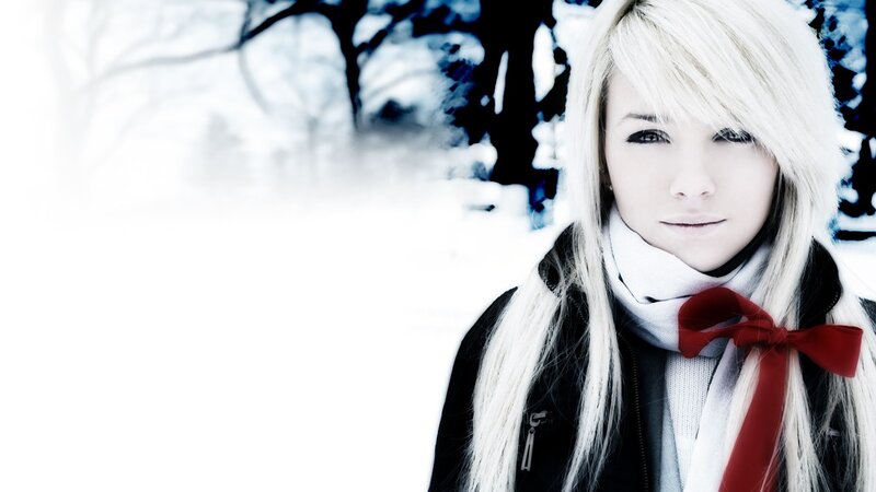 woman in winter scarf