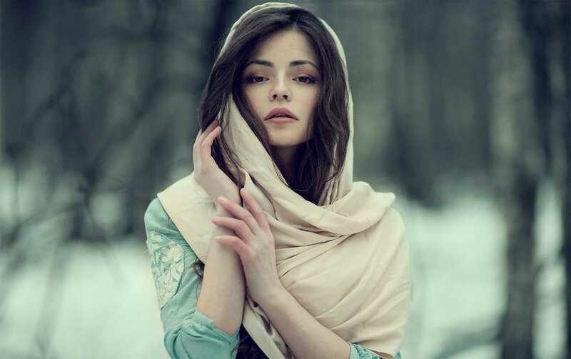 Woman in Winter Scarf — Beige