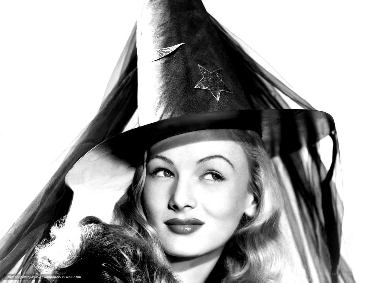 woman in witch hat