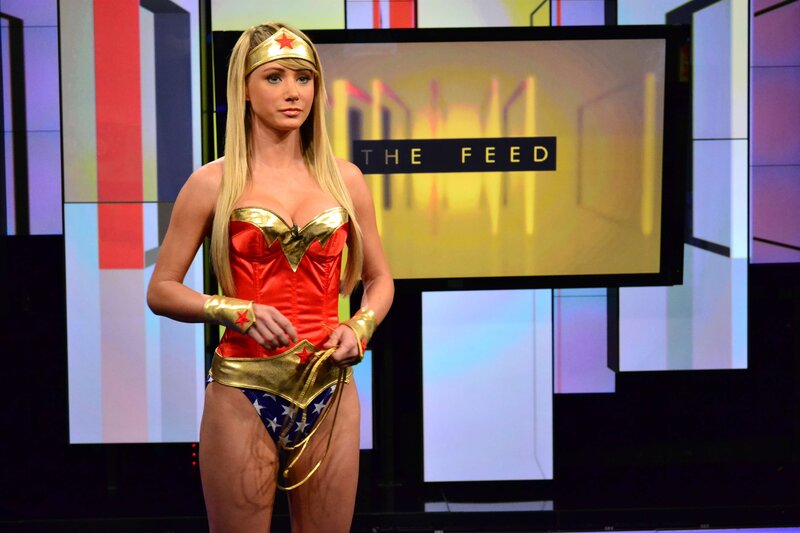 woman in wonder woman costume