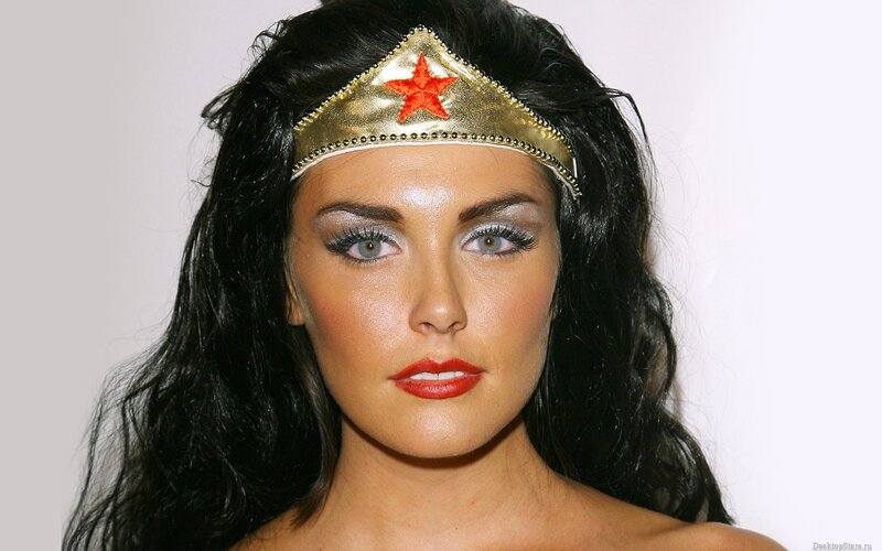 Woman in Wonder Woman costume
