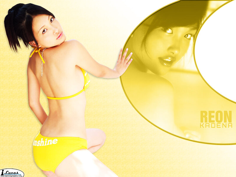 woman in yellow bikini
