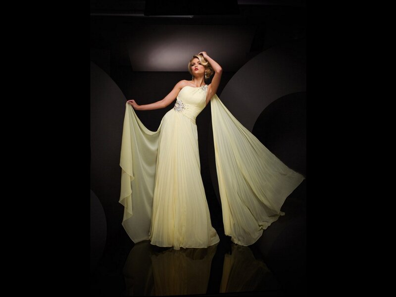 Woman in Yellow Gown — Dramatic, Photograph