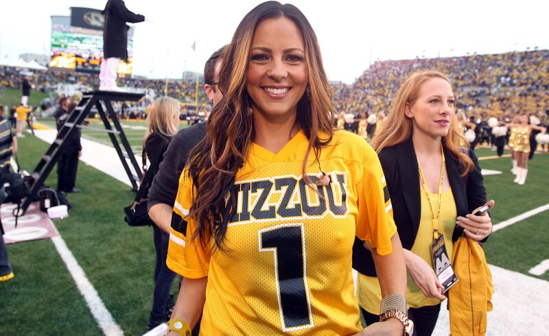 Woman in Yellow Jersey — Lively