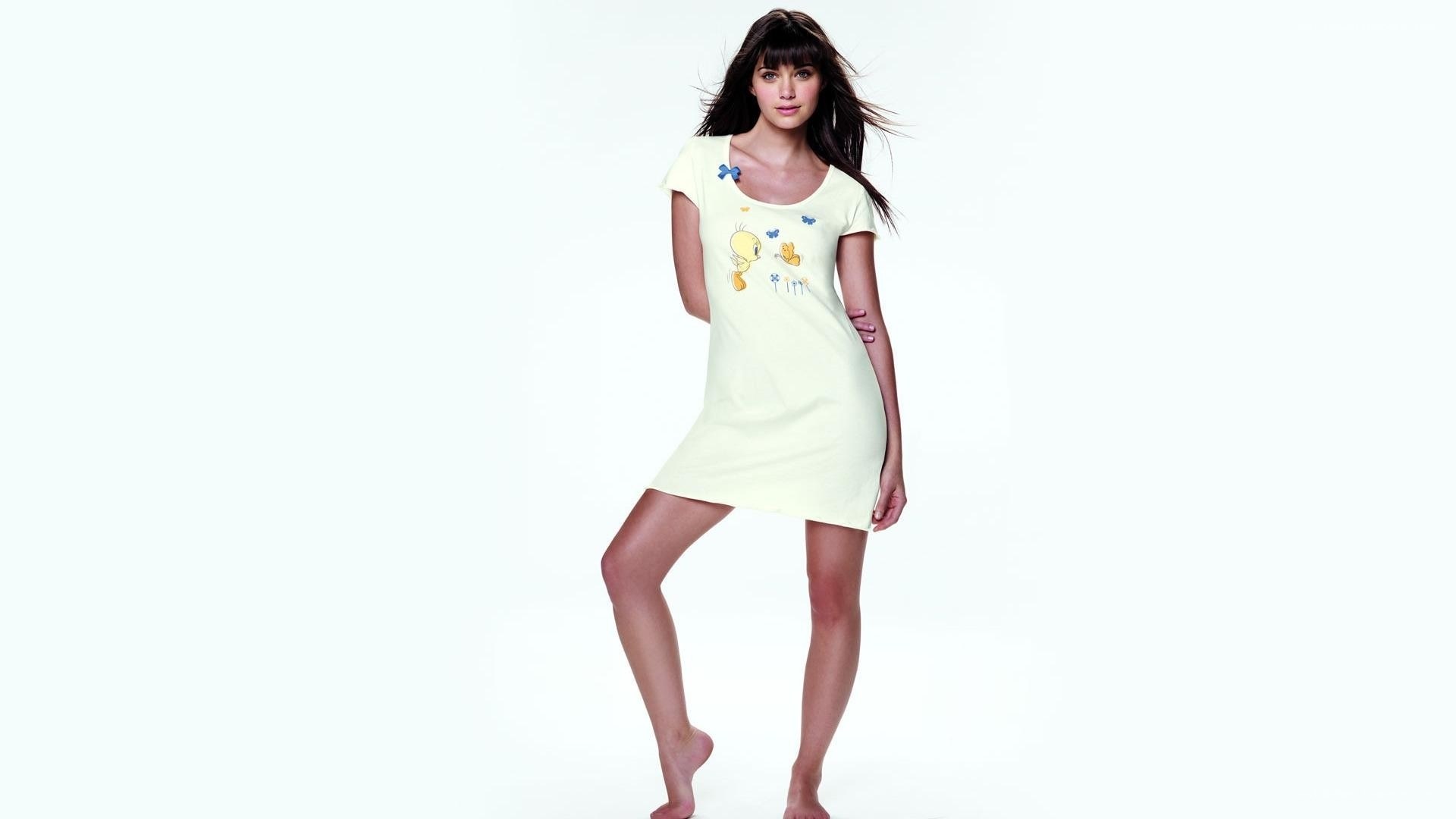woman in yellow nightgown