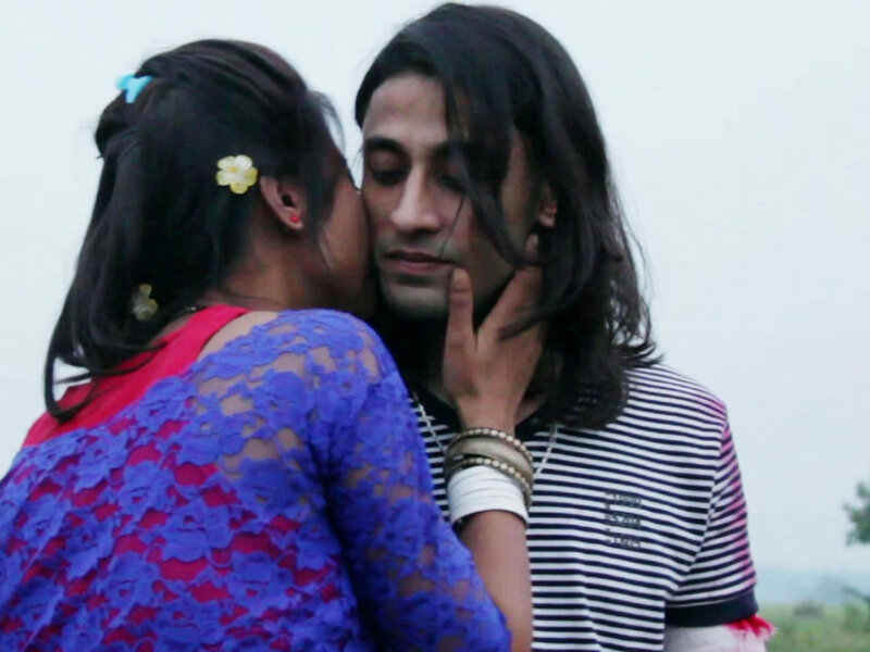 Woman Kissing Man — Blue
