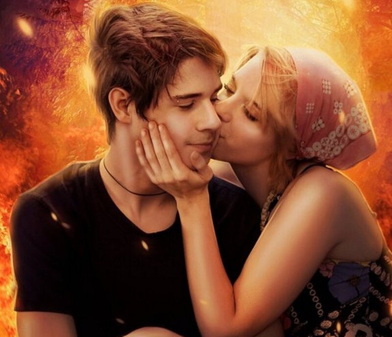 Woman Kissing Man — Orange