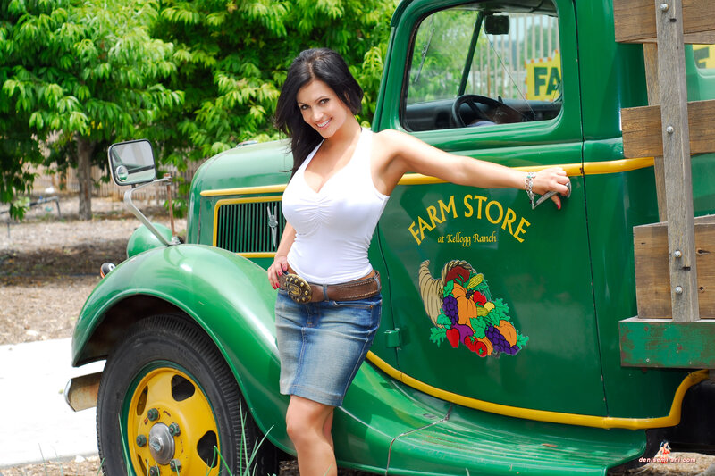 Woman Leaning on Truck — Green