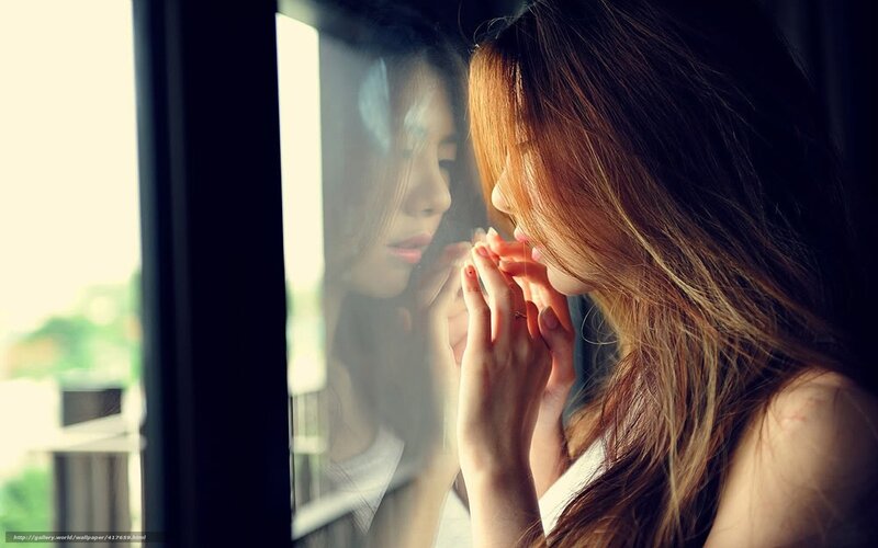Woman Looking at Reflection — Brown