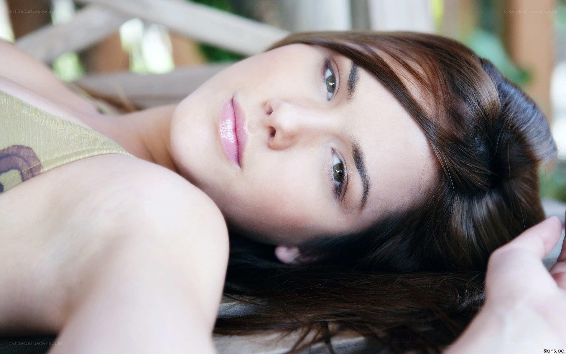 woman lying on back