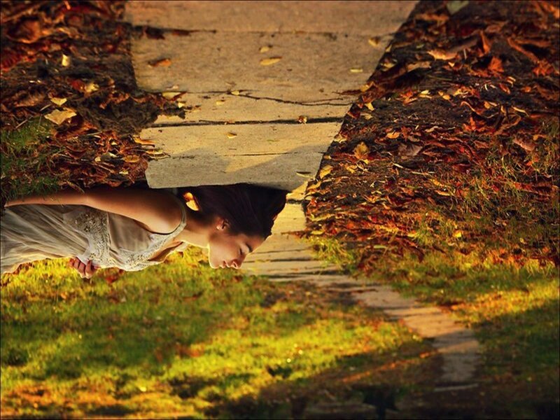 Woman Lying on Ground — Green