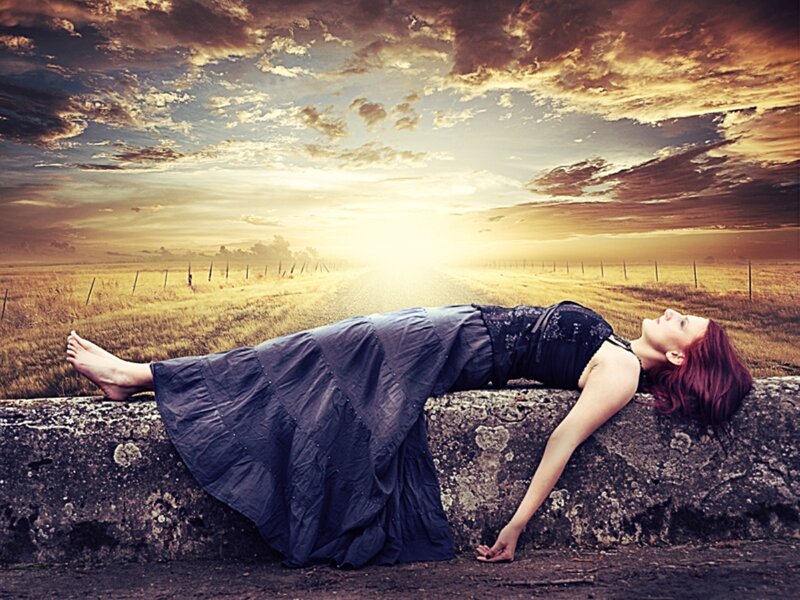 Woman Lying on Wall — Blue