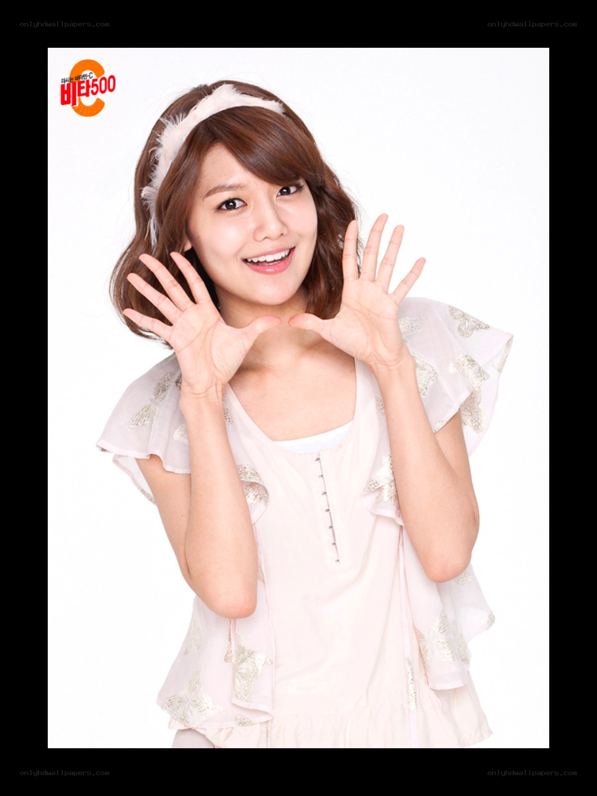 woman making hand gesture
