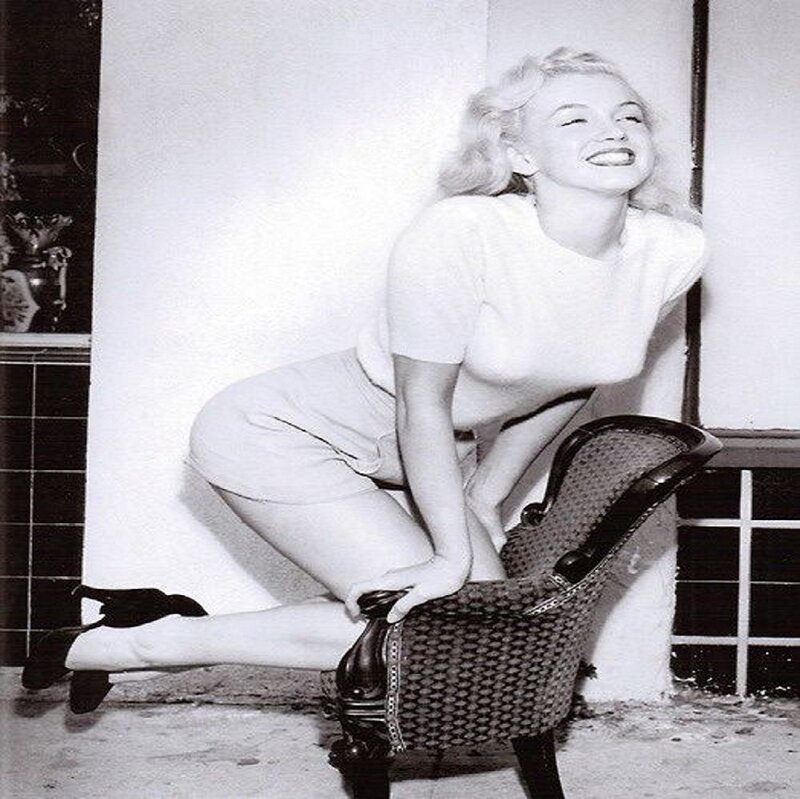 Woman on a Chair — Black