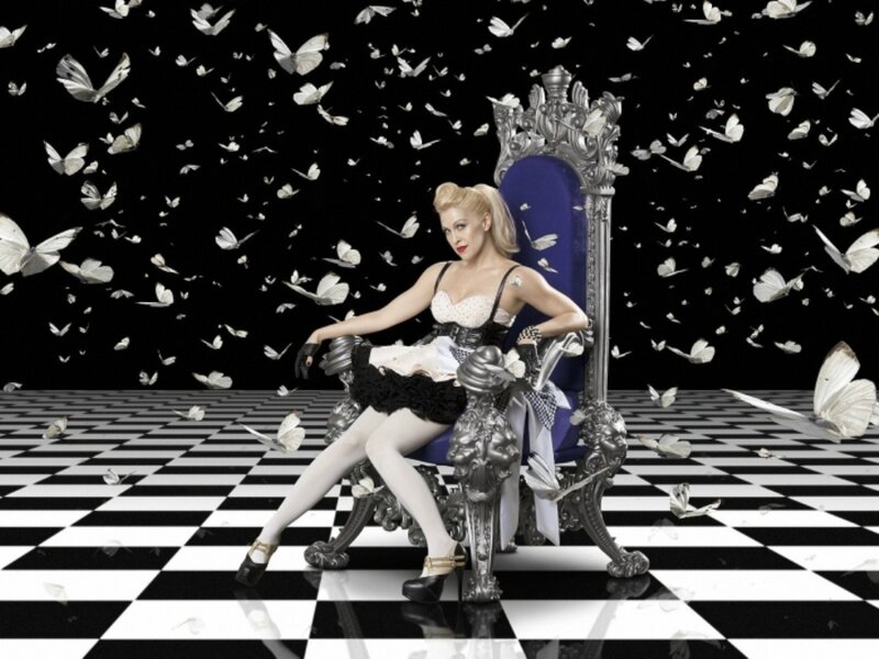 Woman on a Throne — Black