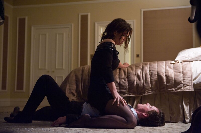 Woman on man on floor