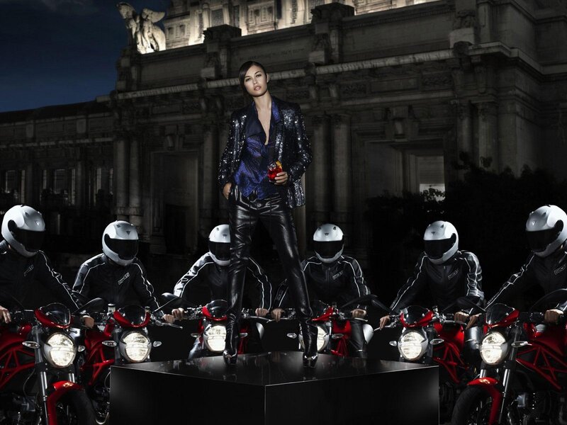 Woman on Motorcycle Platform — Black