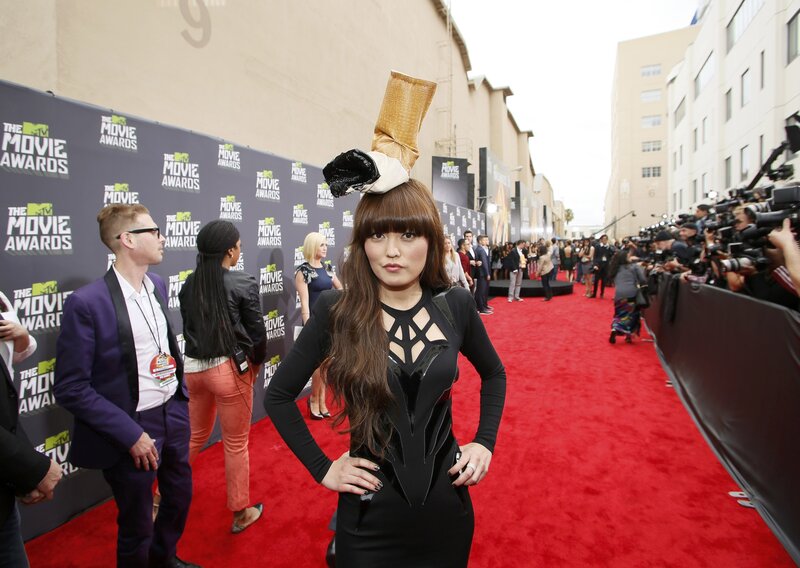 Woman on red carpet at MTV Awards